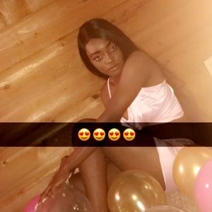 Meet your Posher, Ahkayla